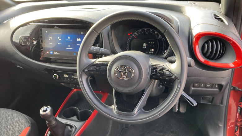 Toyota Aygo X 1.0 VVT-i Edge 5dr Petrol Hatchback